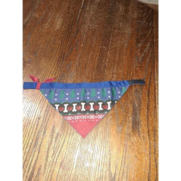 International Pet Supplies Other - New L/XL International Pet Supplies Christmas Holiday Dog Canine Neck Bandana
